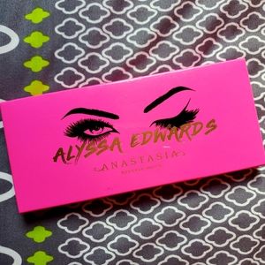 Anastasia Beverly Hills ALYSSA EDWARDS Limited Ed